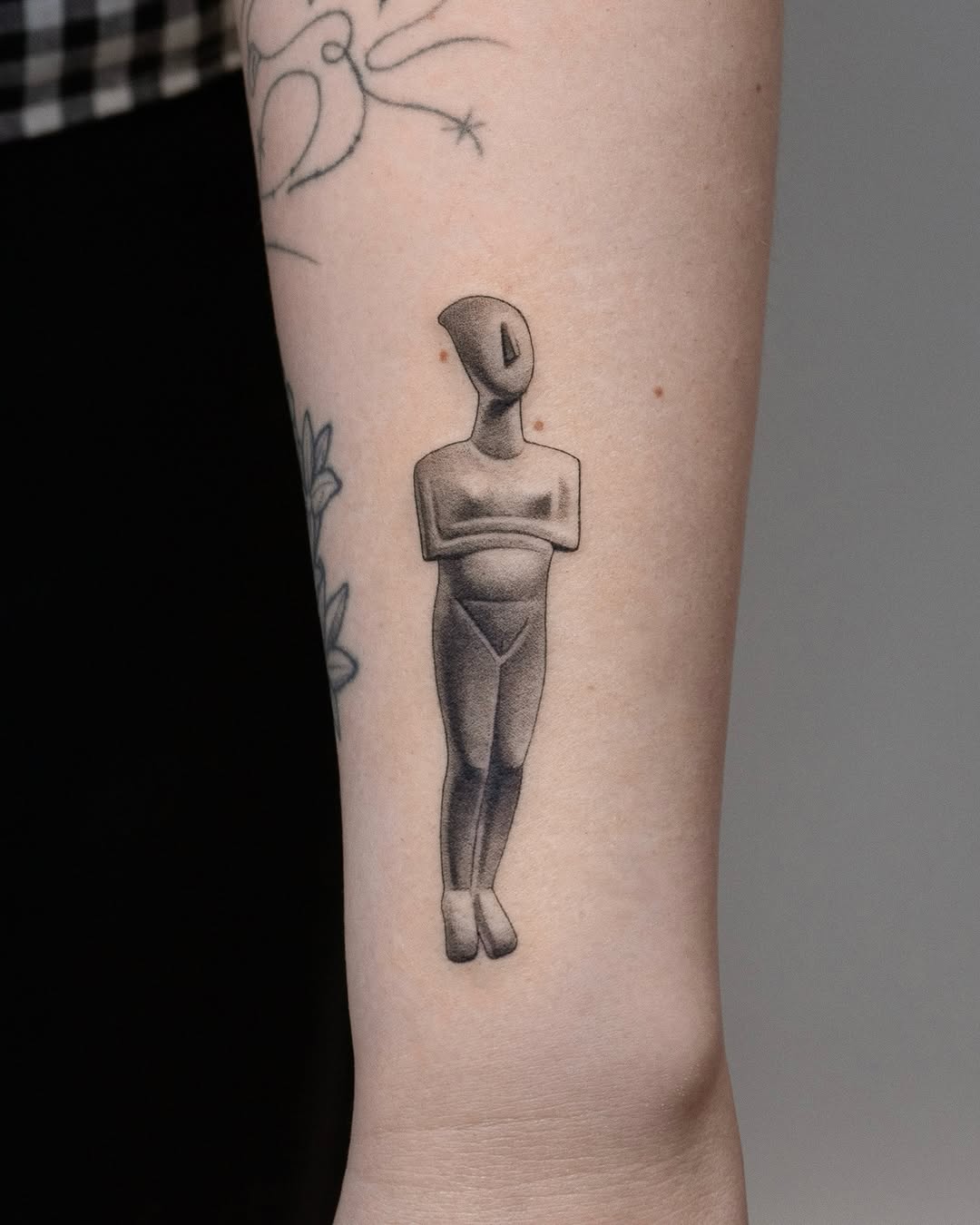 Tattoo by @lemontreeink — black_and_grey, realism