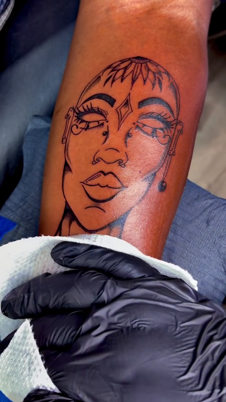 Tattoo by @zengxld.ink — fine_line, black_and_grey
