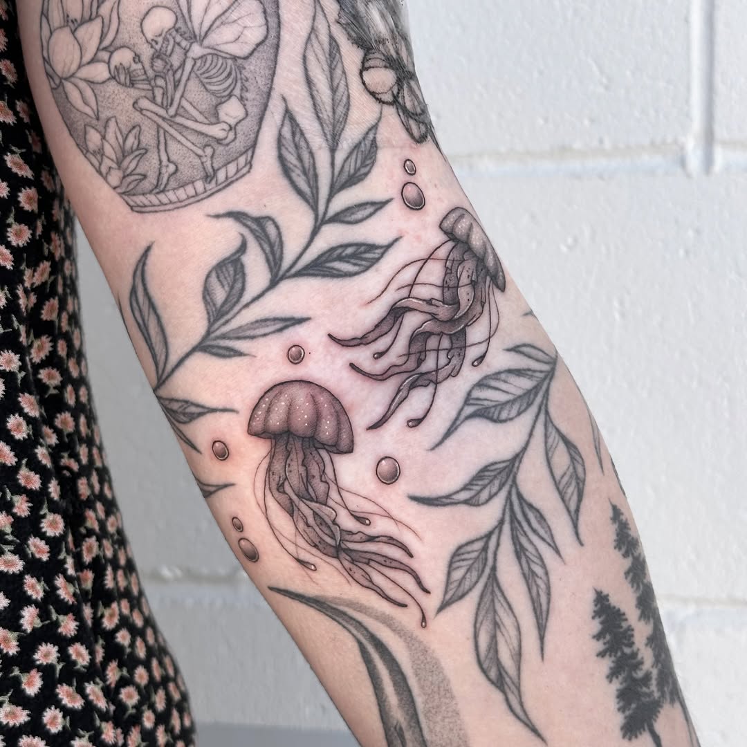 Tattoo by @perreault.productions โ fine_line, black_and_grey