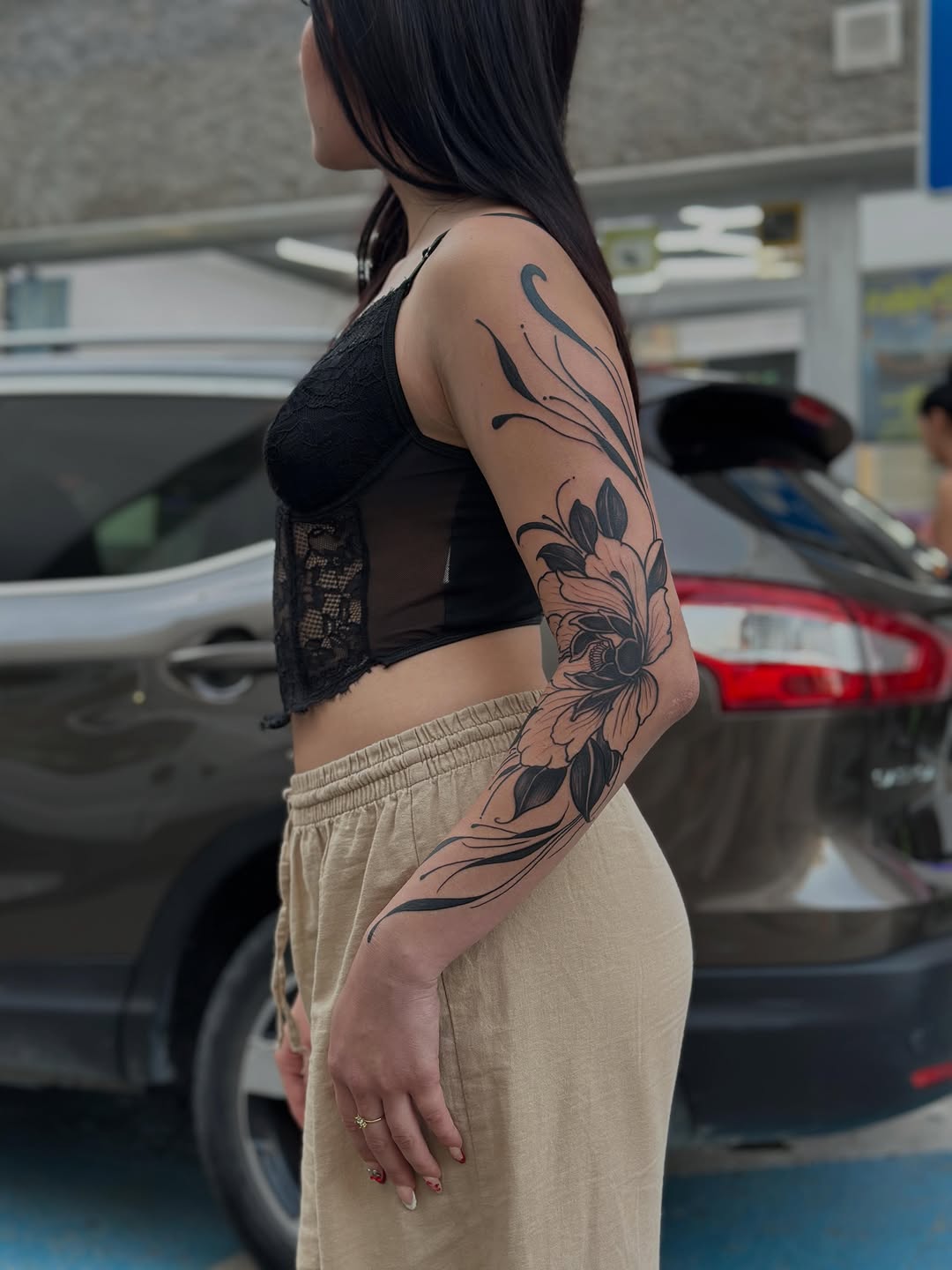 Tattoo by @sebastrussy โ black_and_grey, fine_line