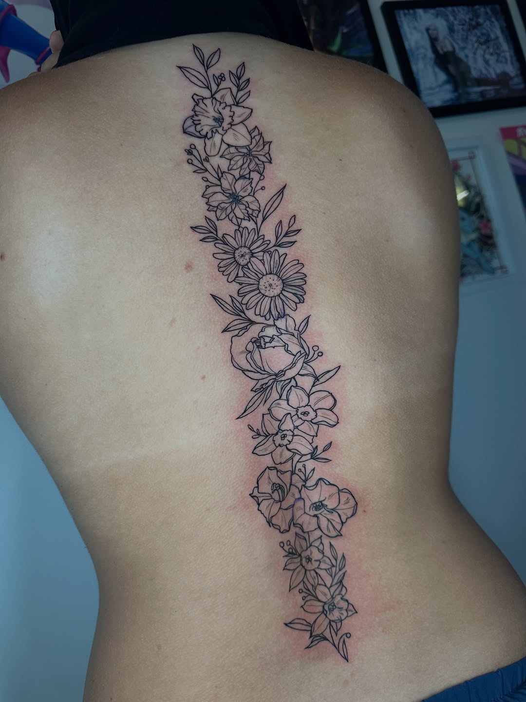 Tattoo by @raerae.tattoos โ fine_line