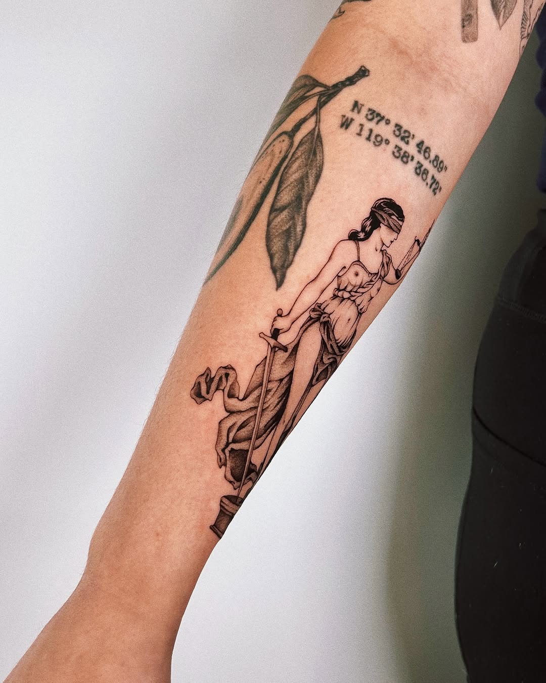 Tattoo by @ibuylemurs — black_and_grey, realism