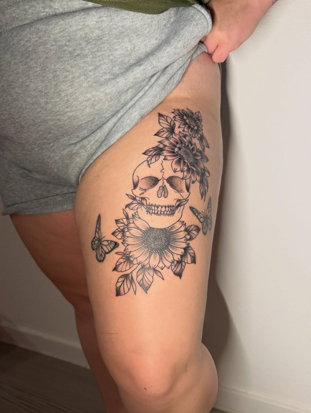 Tattoo by @coopstattoos25 — black_and_grey, realism