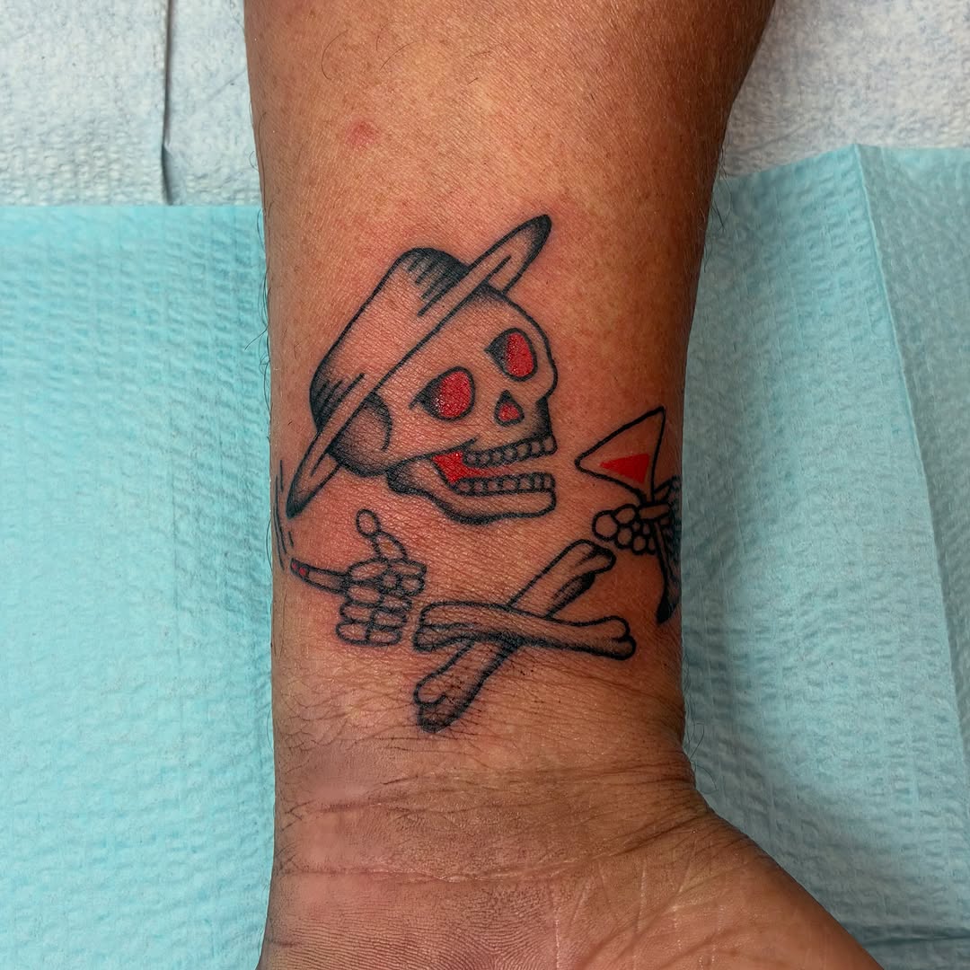 Tattoo by @tennessee_tuck — american_traditional