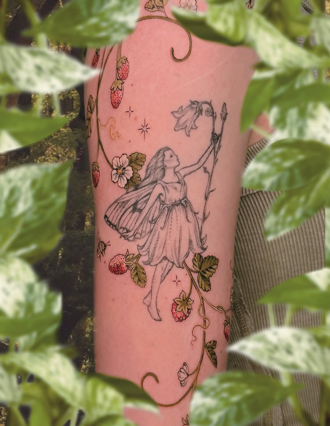 Tattoo by @femininefawntattoo — fine_line, illustrative