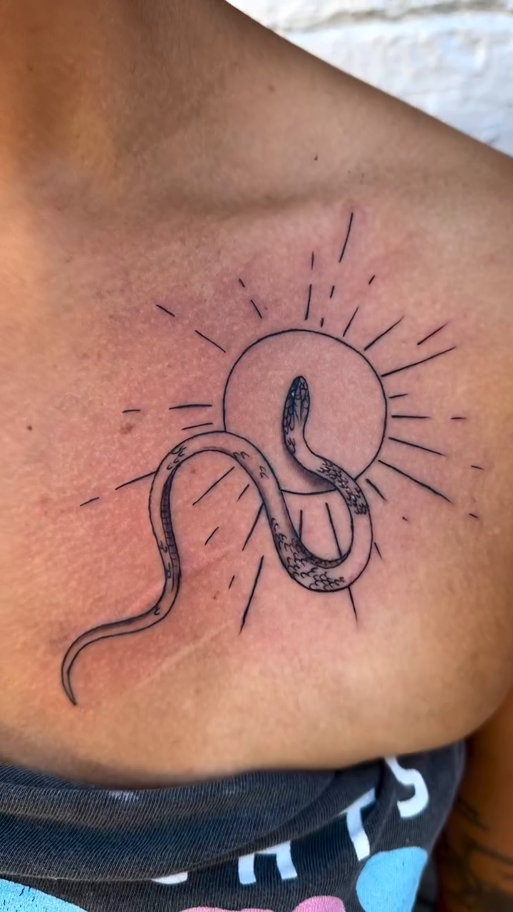 Tattoo by @apogee_tattoo — fine_line
