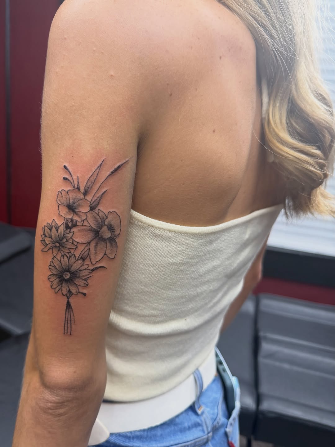 Tattoo by @alexandernichols916 โ fine_line, black_and_grey