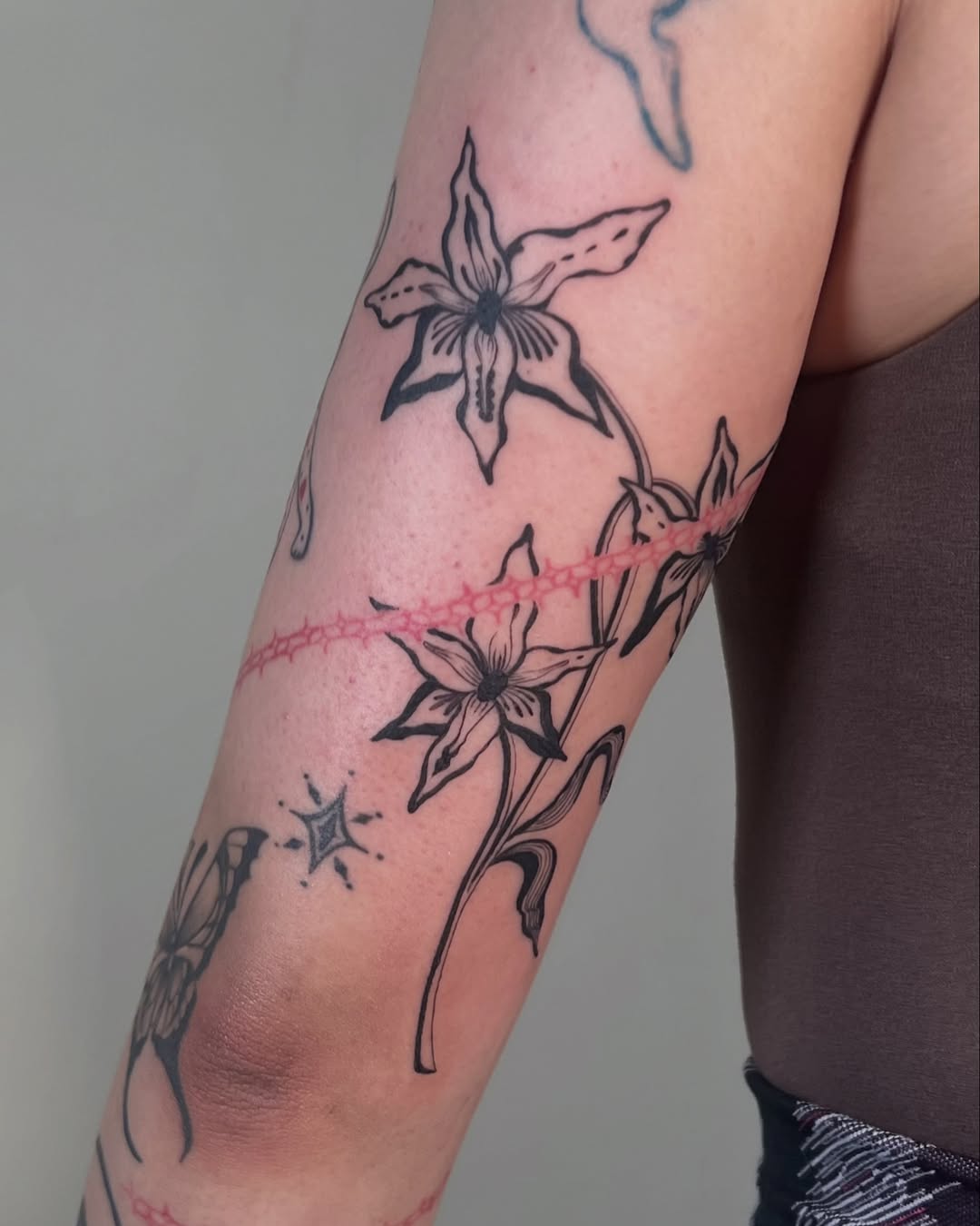Tattoo by @aldentetattoo — fine_line, illustrative