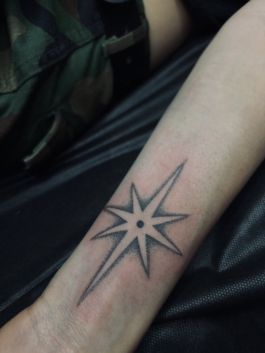 Tattoo by @kolbialexis — dotwork, geometric