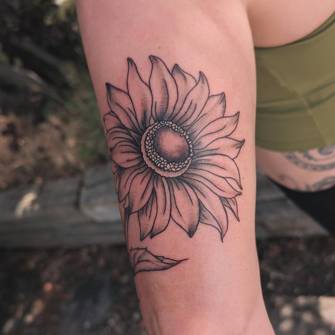 Tattoo by @uprootedtattooing — fine_line, dotwork