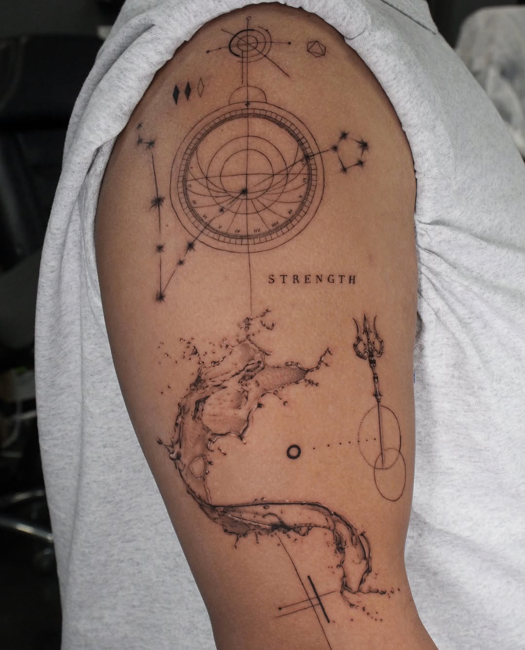 Tattoo by @ej.mireu_ink — fine_line, geometric