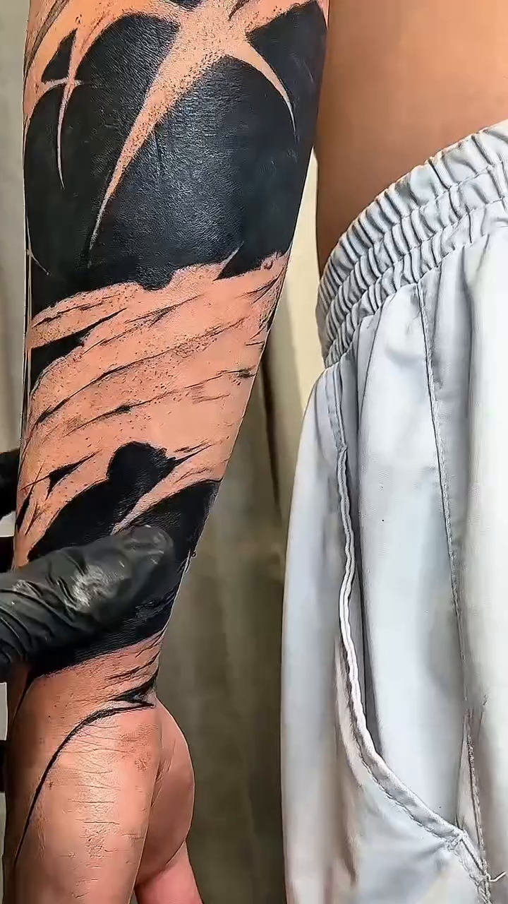 Tattoo by @sebastrussy โ blackwork, geometric