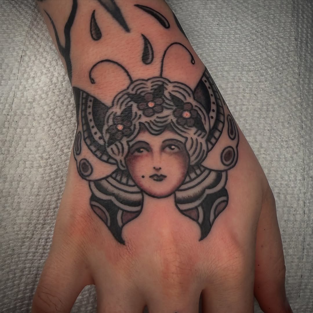 Tattoo by @zimovan β neo_traditional, black_and_grey