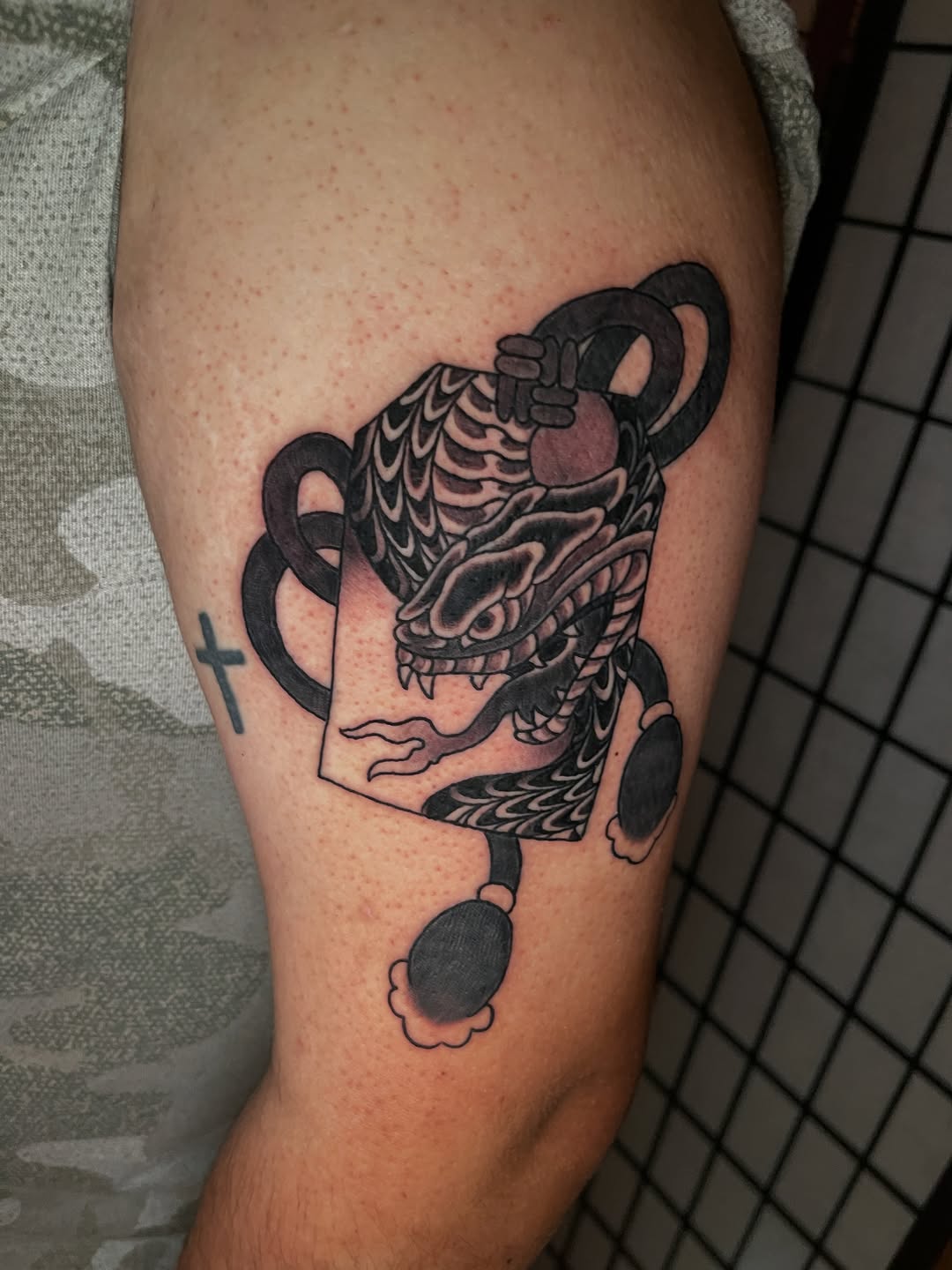 Tattoo by @jakeriveratattoo — black_and_grey, new_school