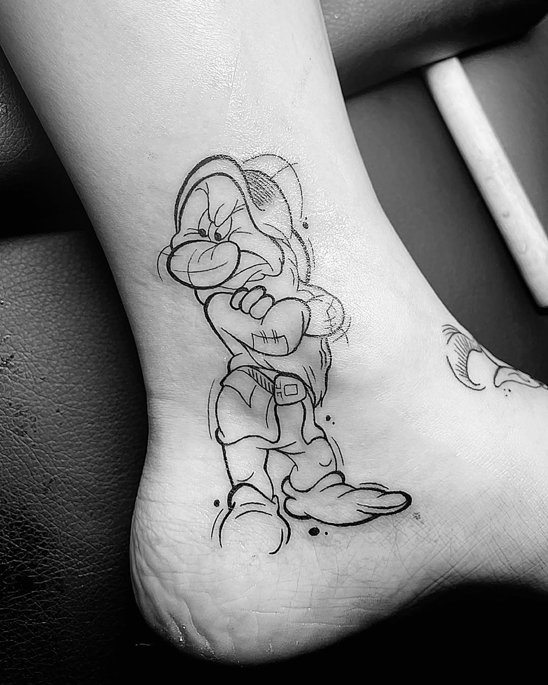 Tattoo by @mimz_studio — illustrative, sketch