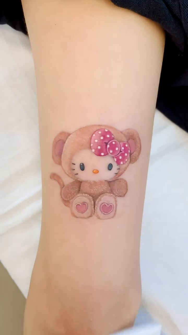 Tattoo by @himi.tattoo โ anime, fine_line