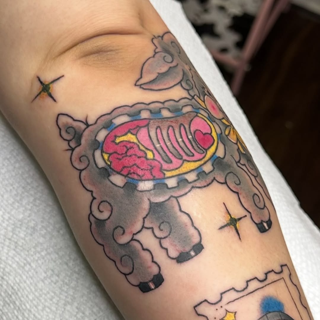 Tattoo by @soapytattoo β new_school