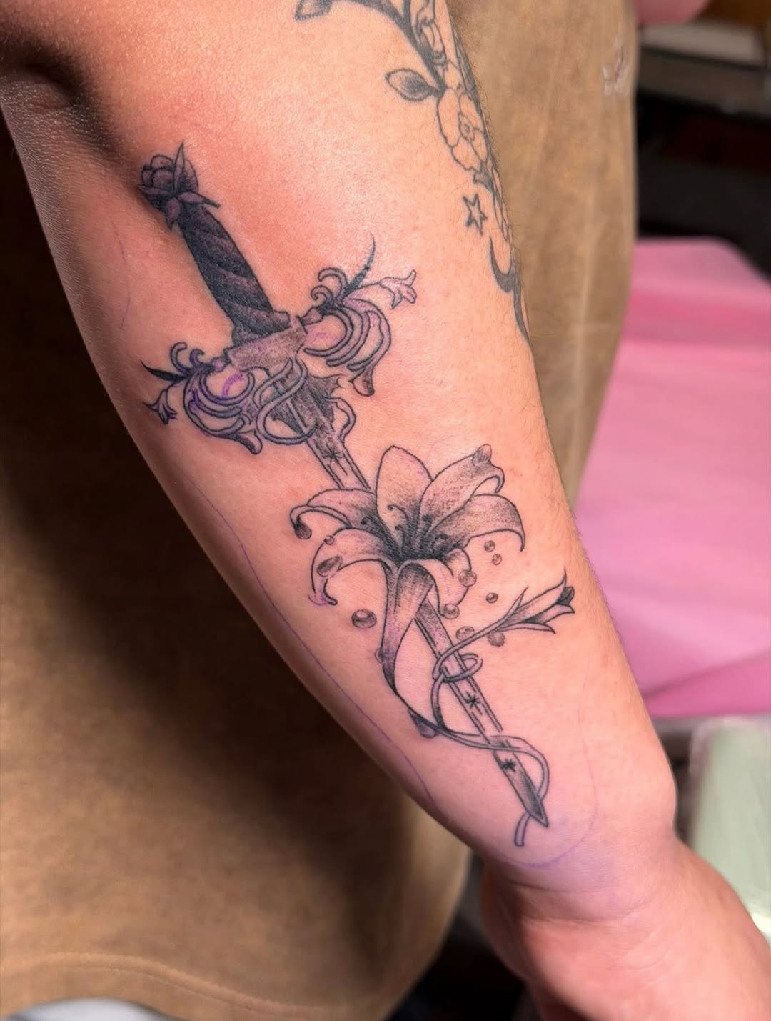 Tattoo by @aarondoestattoos — black_and_grey, ornamental