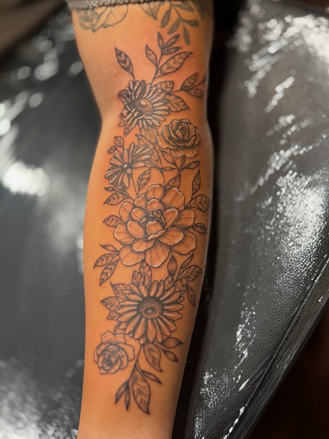 Tattoo by @maddyctattoos — fine_line, black_and_grey