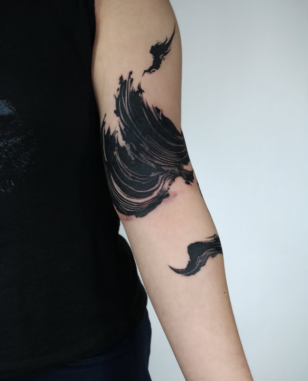 Tattoo by @tatpiaooo — blackwork, illustrative