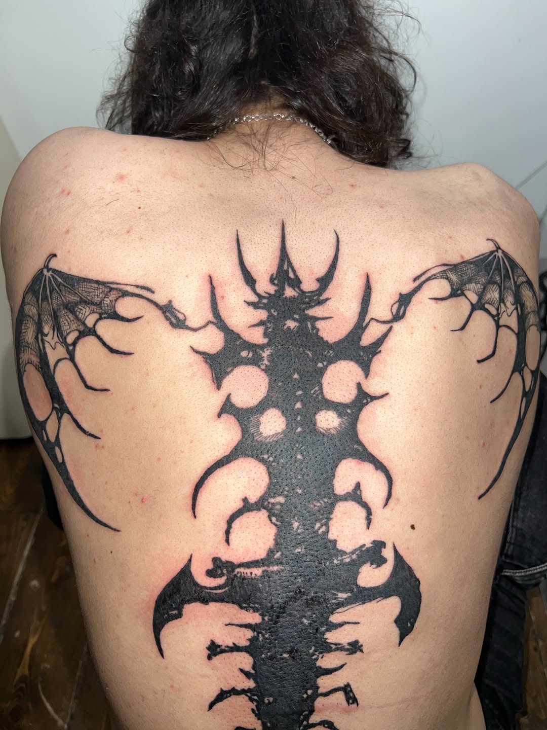 Tattoo by @666umbra.ttt — blackwork