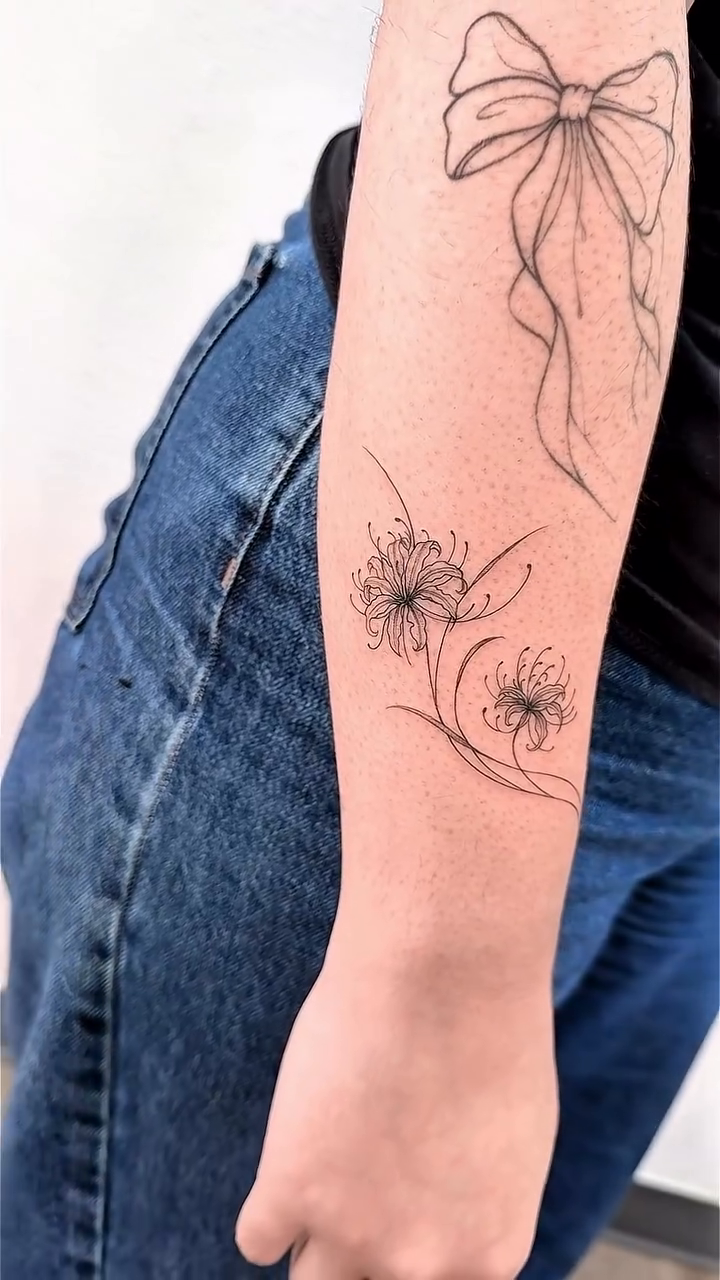 Tattoo by @houstontattoo.chelsea β fine_line