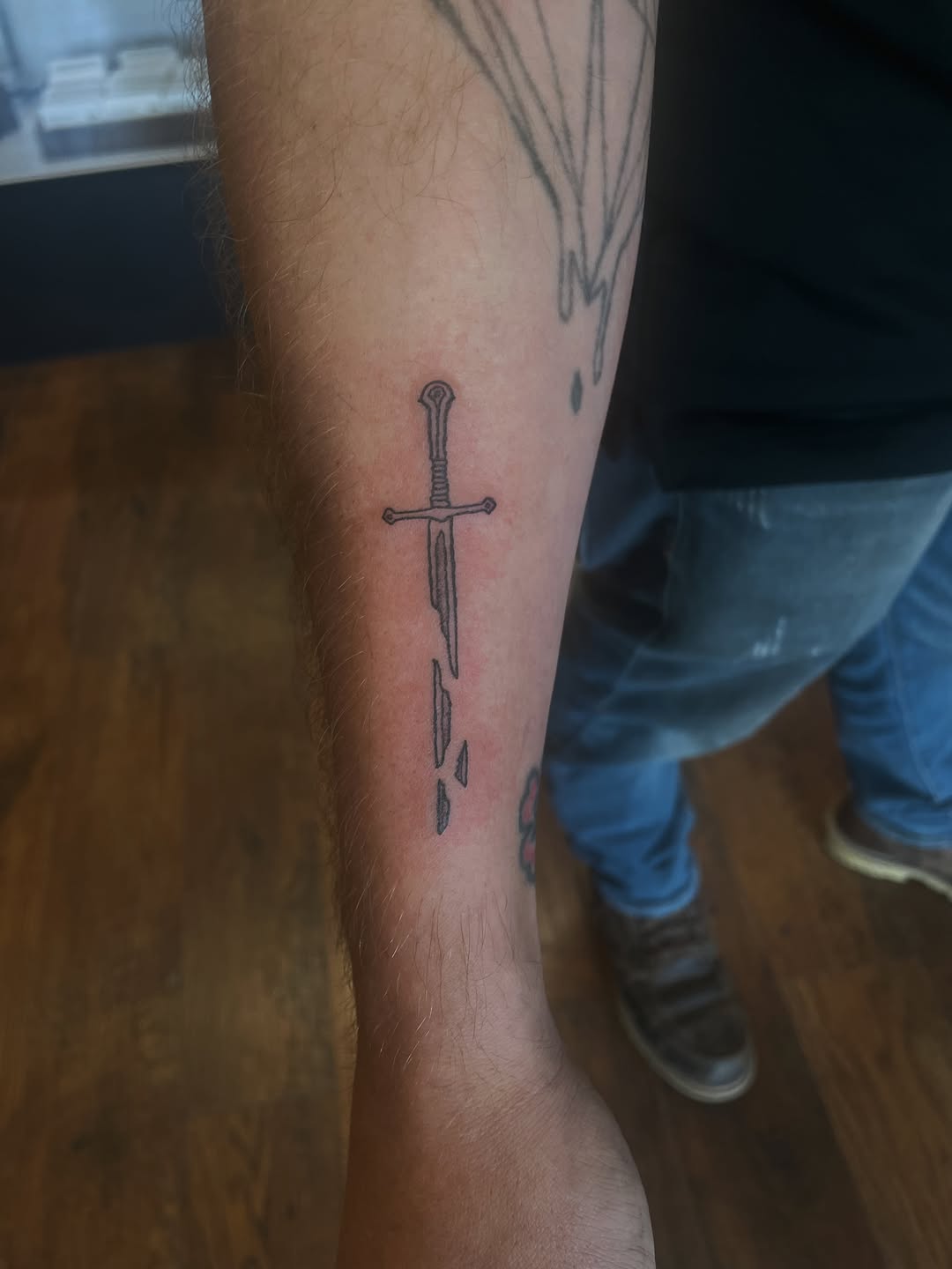 Tattoo by @buttontattoos — fine_line