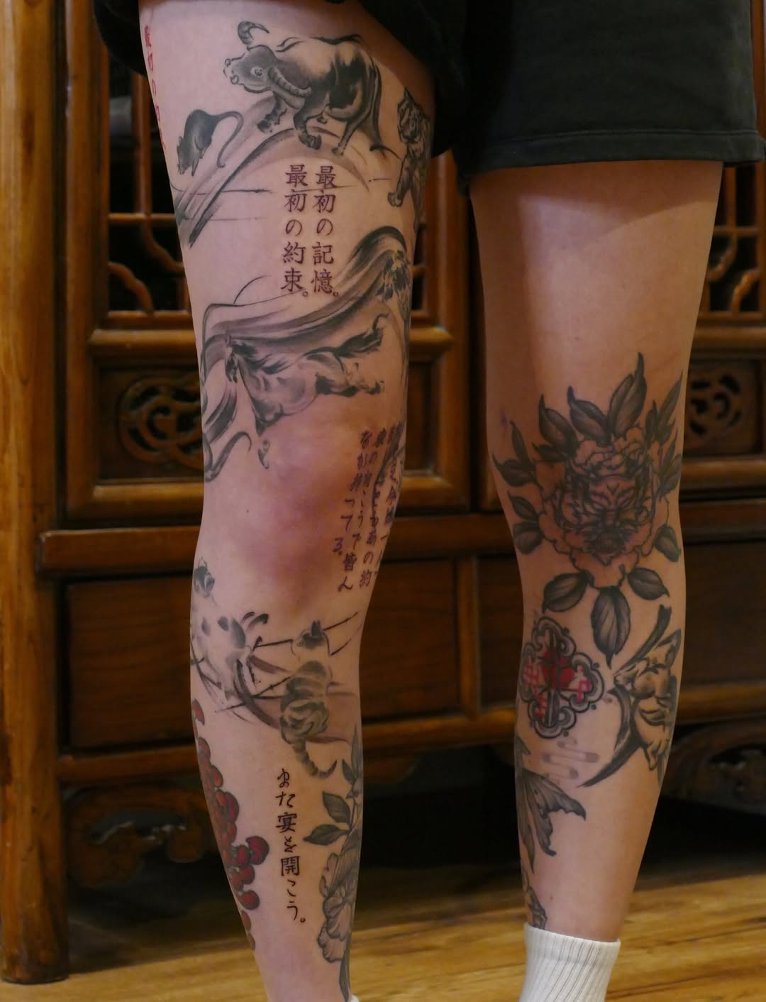 Tattoo by @oolong.ink — japanese_irezumi, black_and_grey