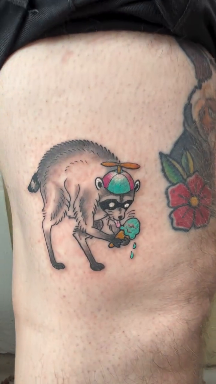Tattoo by @lauraexleytattoo — new_school