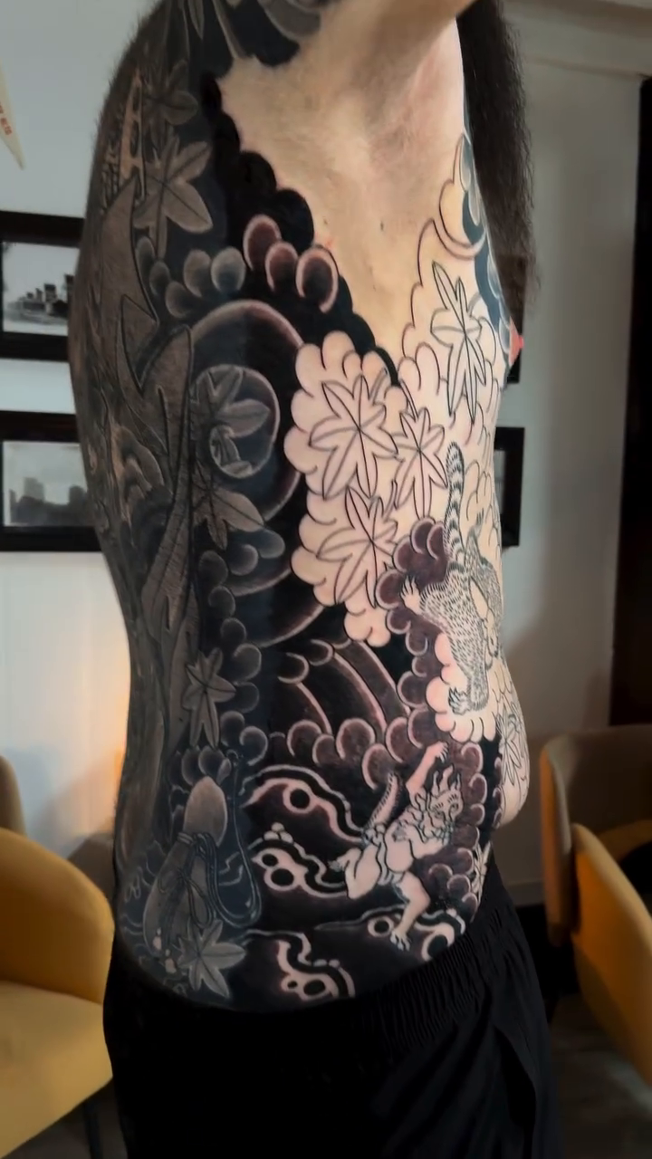 Tattoo by @kevinpyyc โ japanese_irezumi, black_and_grey