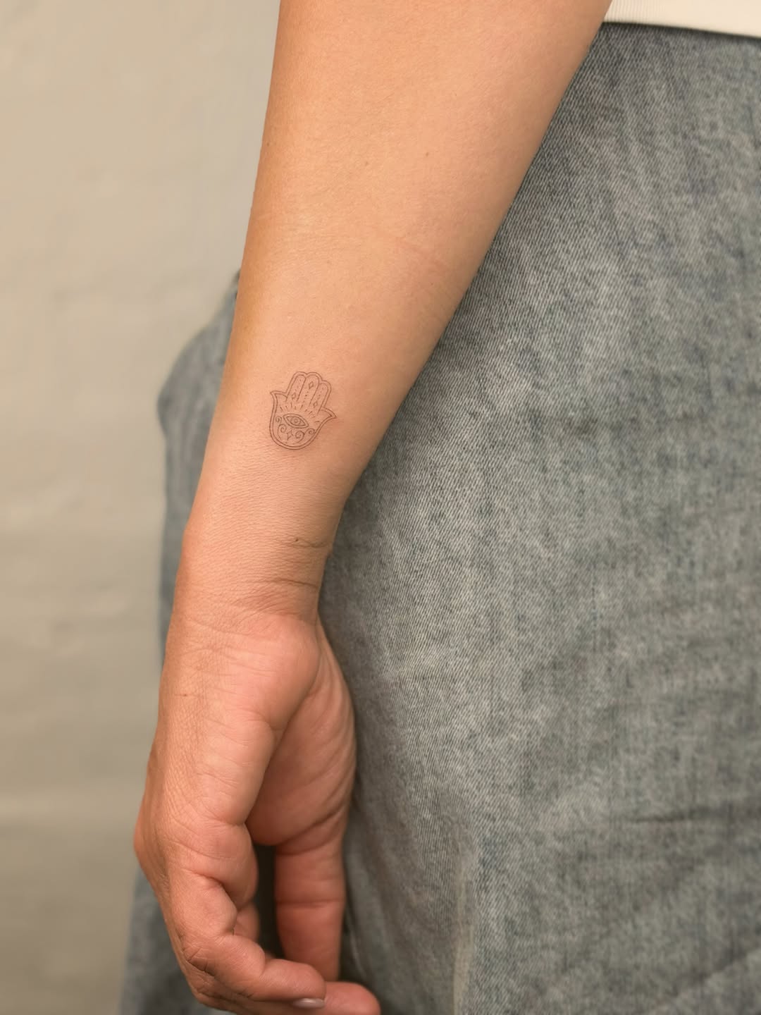Tattoo by @tattoovasquez — fine_line, minimalist