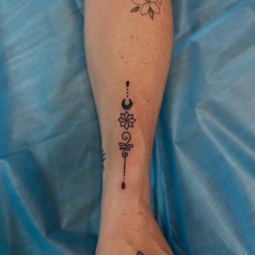 Tattoo by @_readyforink — fine_line, minimalist
