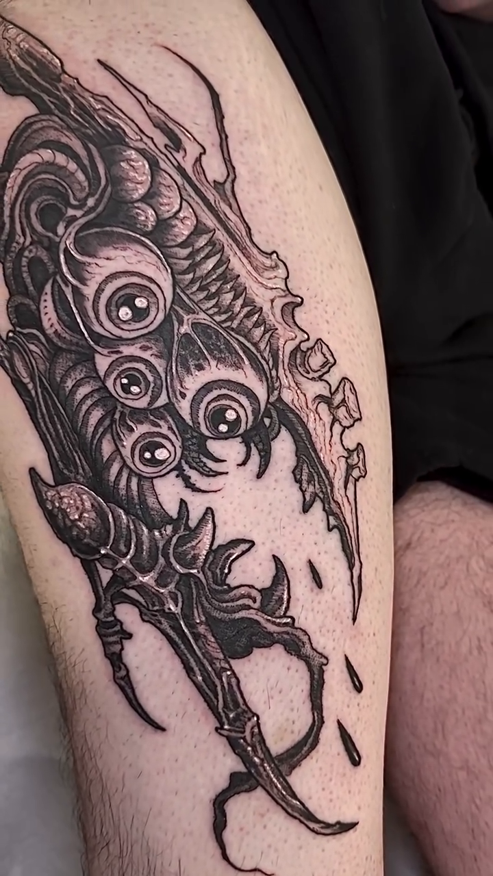Tattoo by @pablomoreiratattoo — dark_realism, blackwork