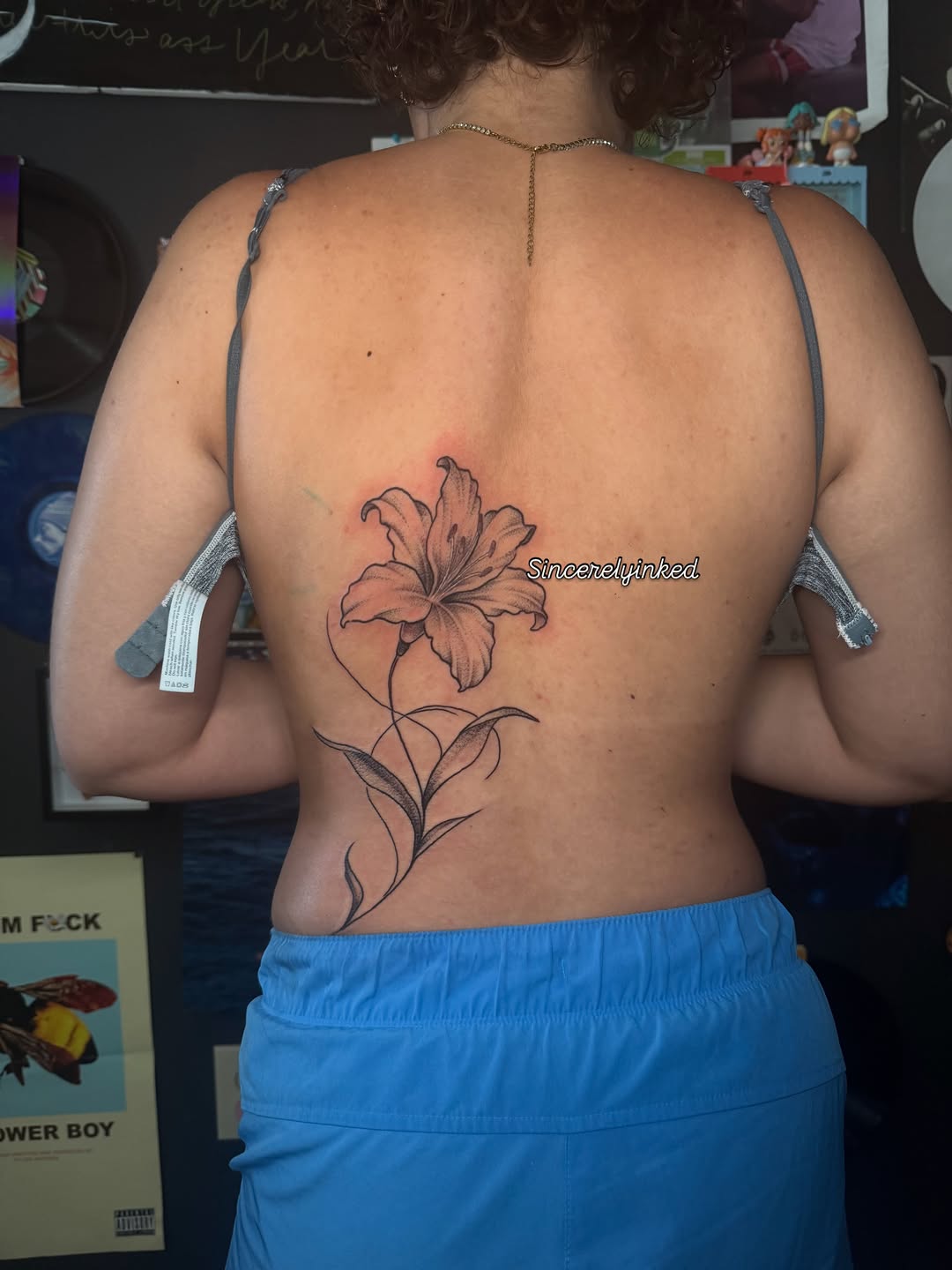 Tattoo by @sincerelyinked — fine_line, black_and_grey
