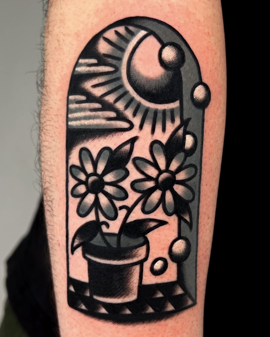 Tattoo by @homoo_tattooer — american_traditional