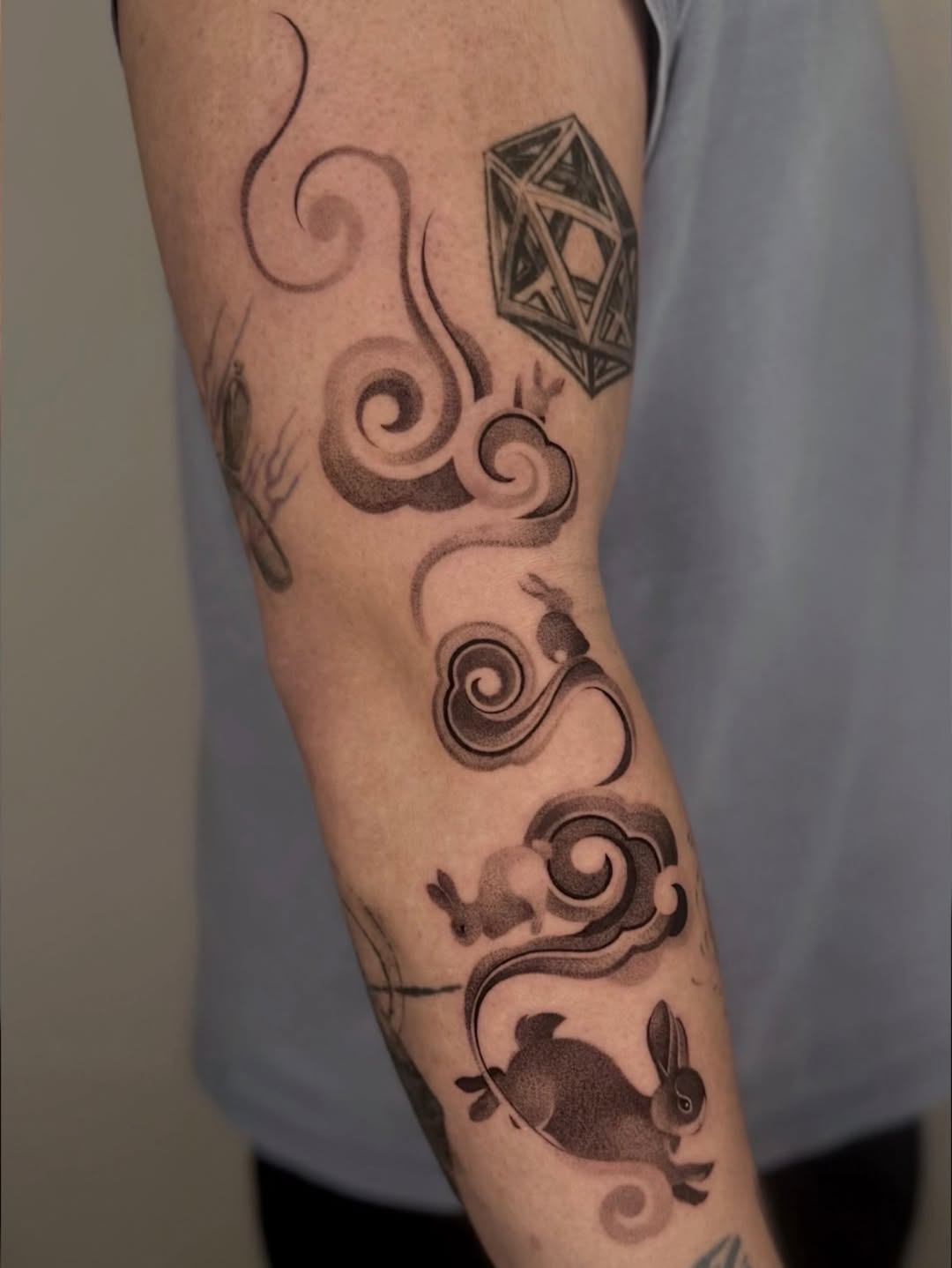 Tattoo by @sunvysideup — dotwork, black_and_grey