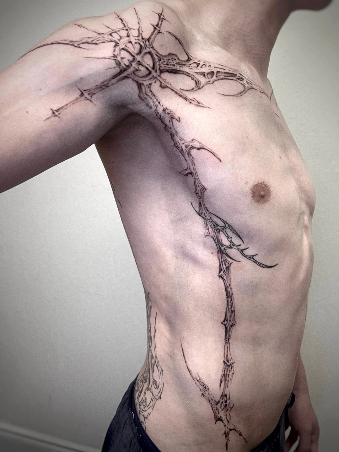Tattoo by @rayzhu.tattoo — blackwork, ornamental