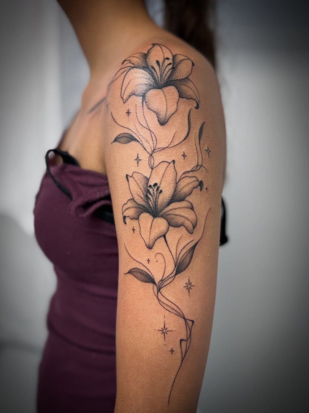 Tattoo by @llanotattooart — fine_line, dotwork