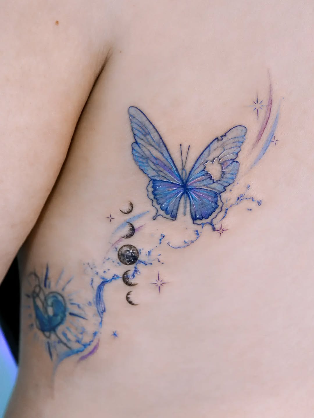 Tattoo by @tattooist_namoo — watercolor, fine_line