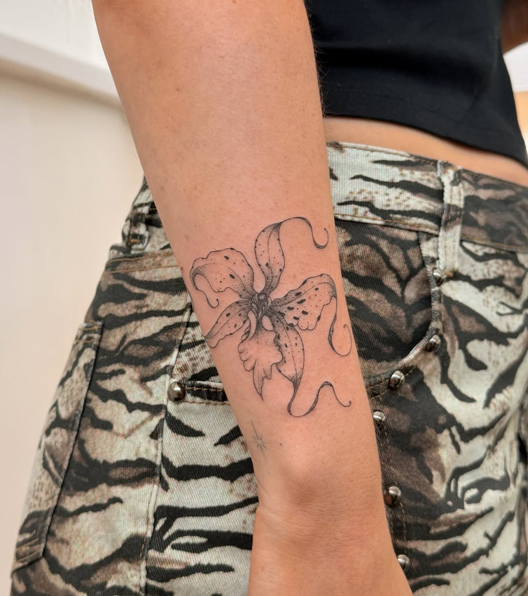 Tattoo by @aholladaytattoo — fine_line, black_and_grey