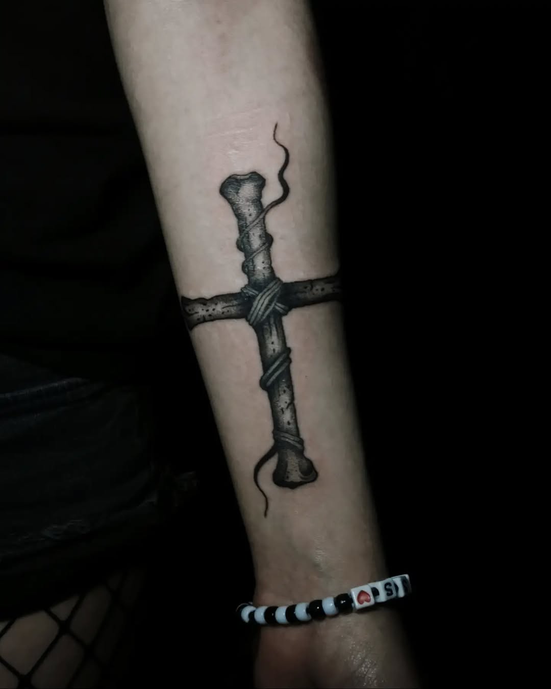 Tattoo by @alena.ashes โ black_and_grey, dark_realism