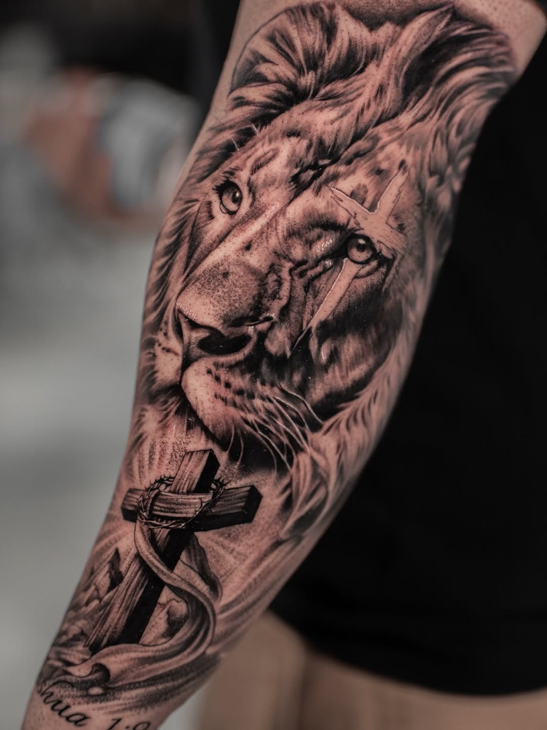 Tattoo by @andretattoostx โ realism, black_and_grey