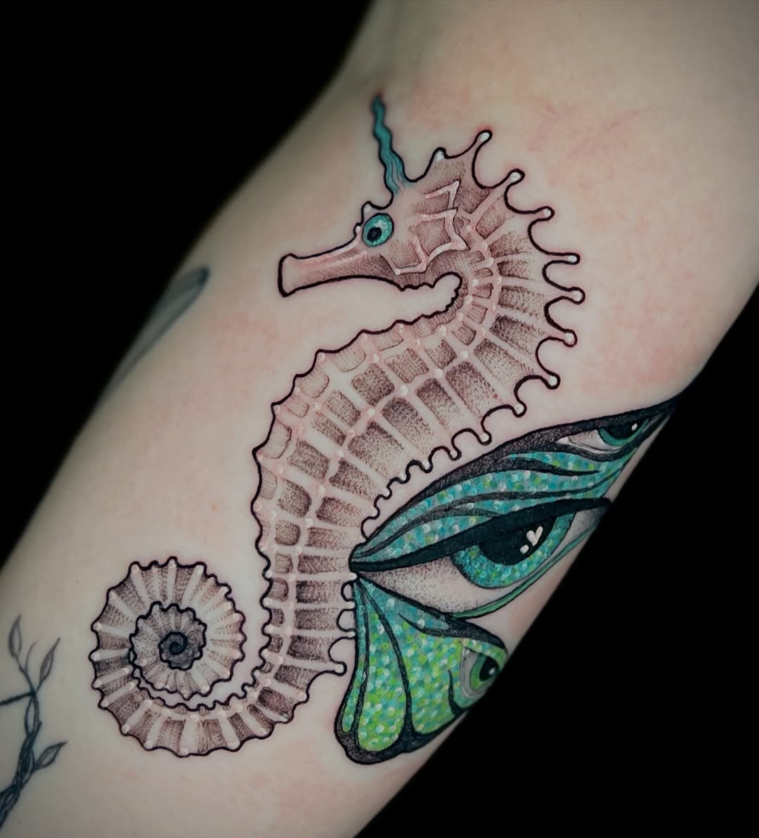 Tattoo by @patakota_ — dotwork, illustrative