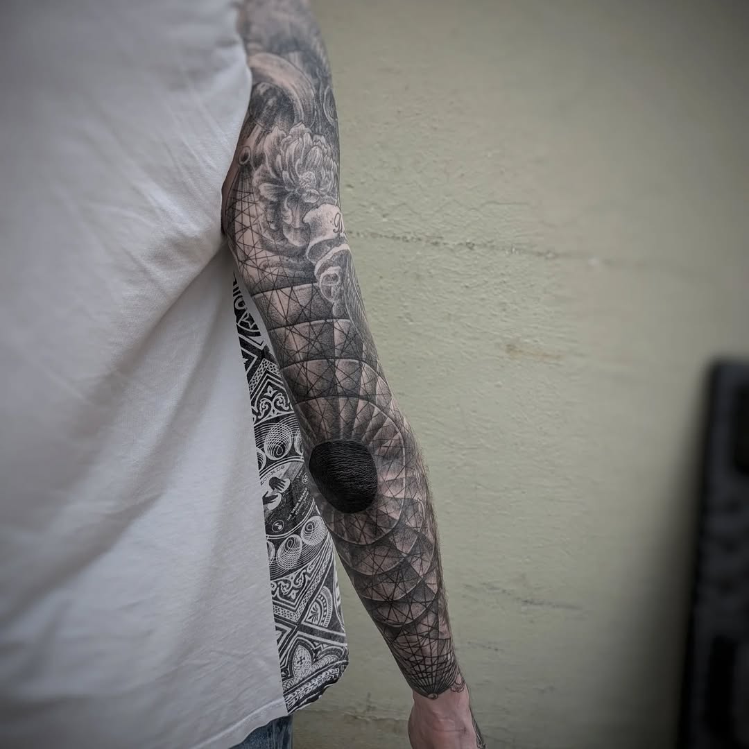 Tattoo by @graffitilostpdx — geometric, black_and_grey