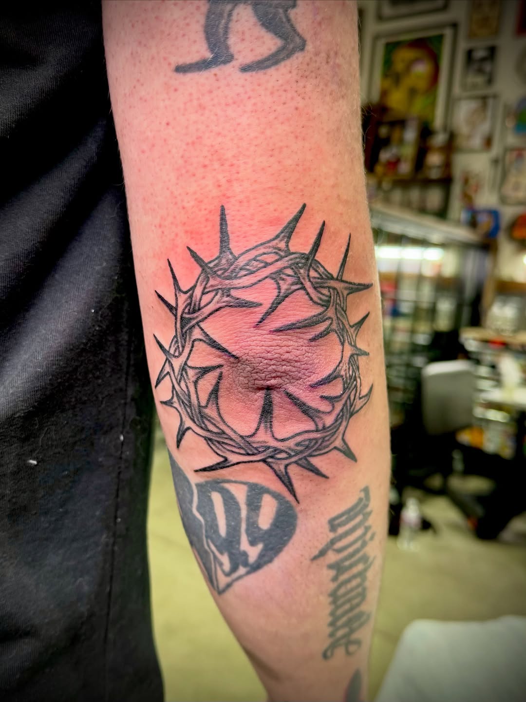 Tattoo by @pokeyvixen — black_and_grey, chicano