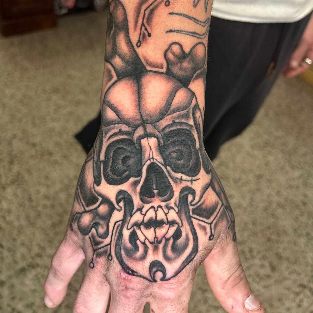 Tattoo by @jesuscheekstattoos โ black_and_grey, dark_realism
