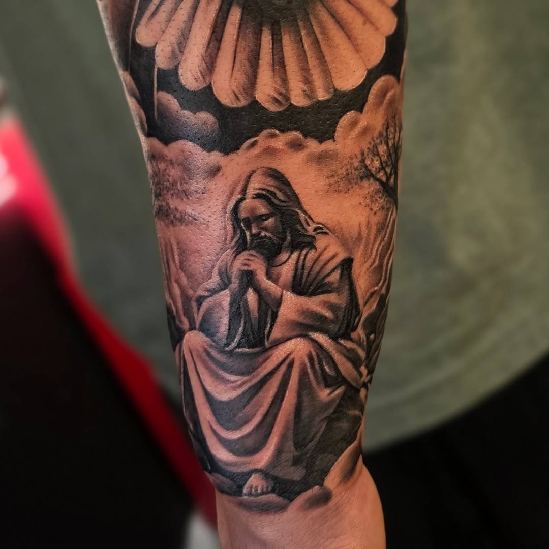 Tattoo by @mariio_iinks — realism, black_and_grey