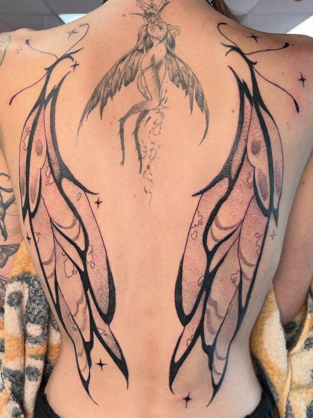 Tattoo by @fernwilds_tattoo โ illustrative, black_and_grey