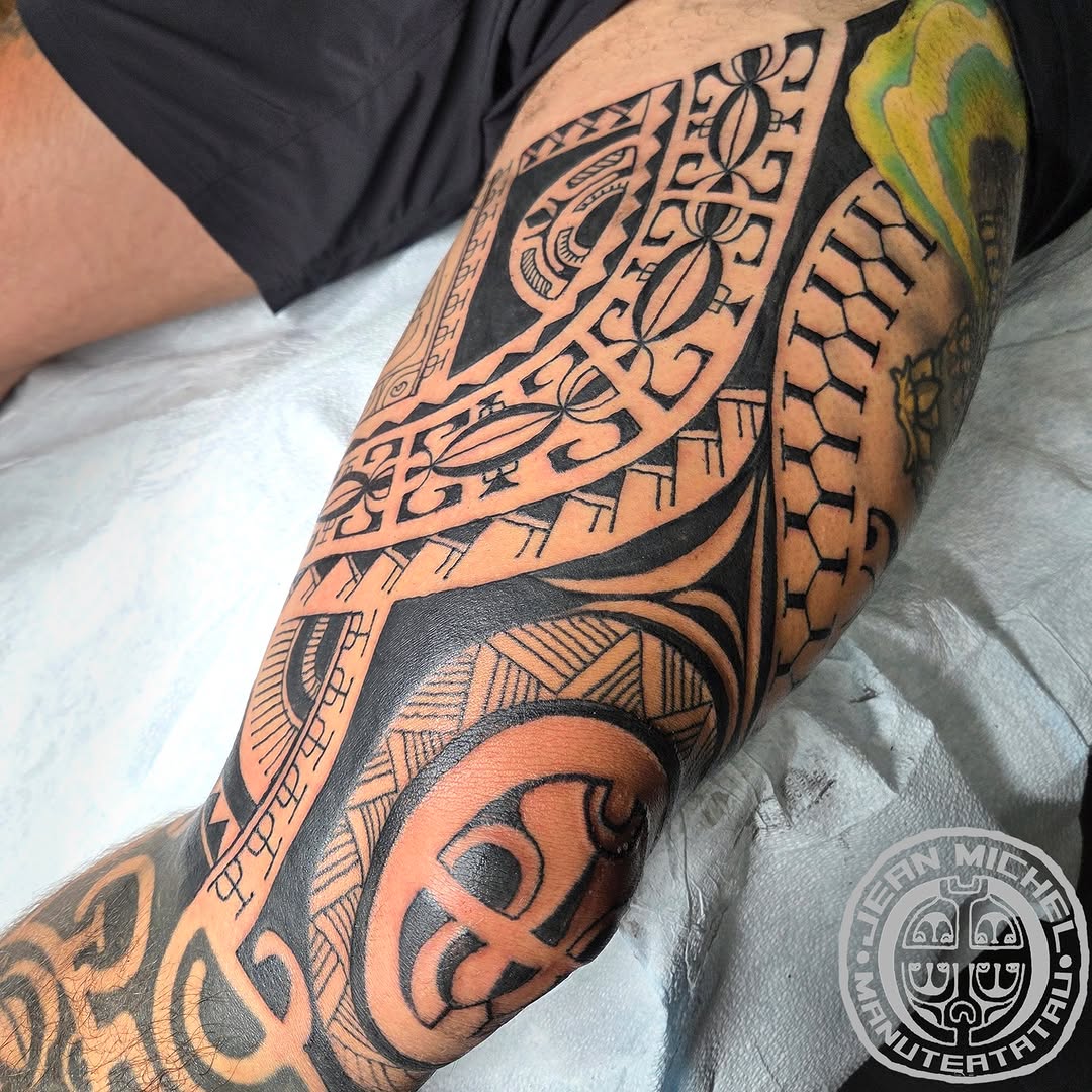 Tattoo by @jeanmichelmanutea โ tribal, blackwork