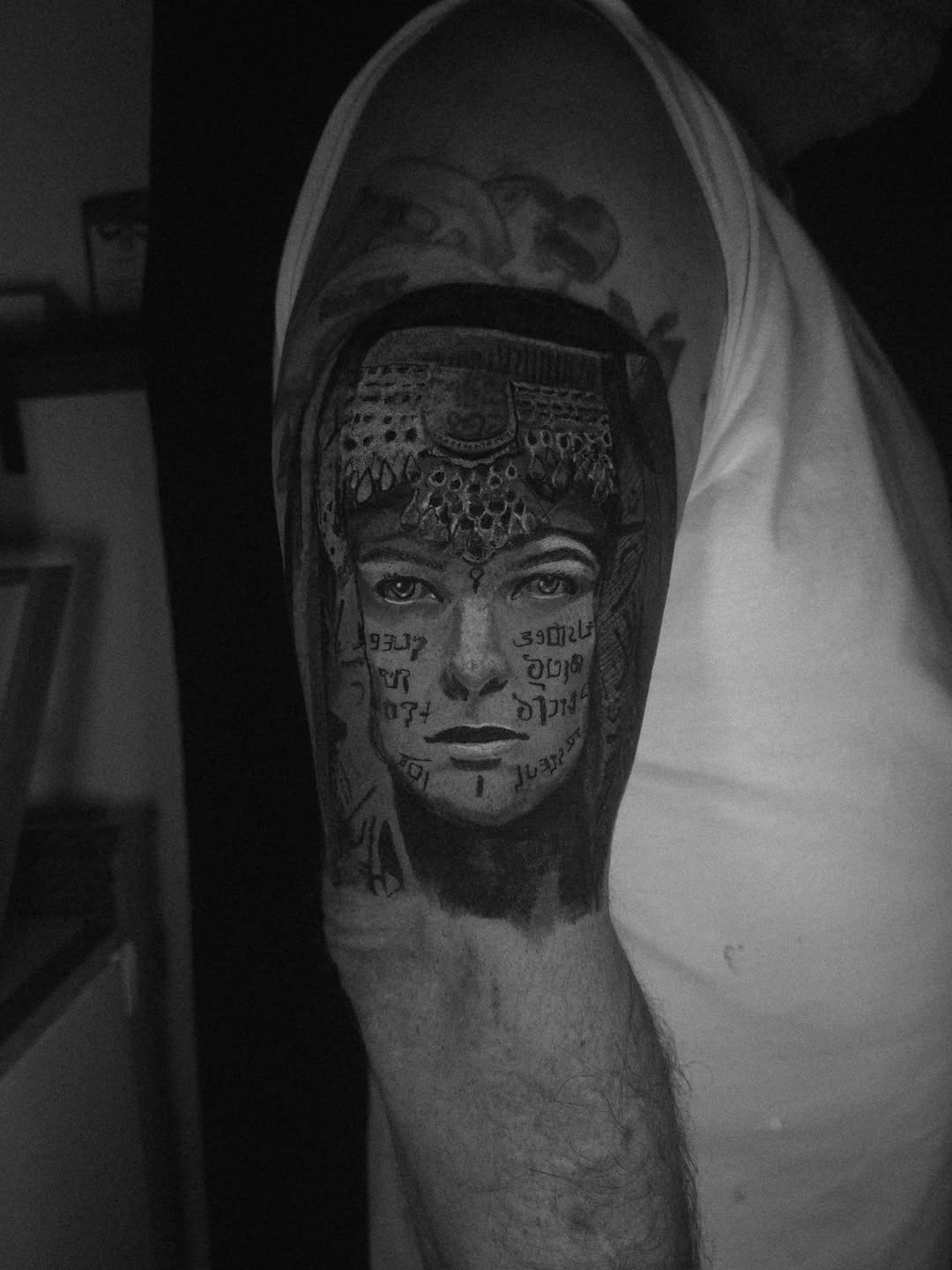 Tattoo by @lmwtattoos โ realism, black_and_grey